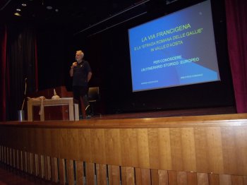 Enea inizia la conferenza francigena a Morgex (14951 bytes)